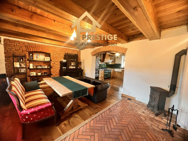 Unikatowy dom na sprzedaż w sercu Starego Konina