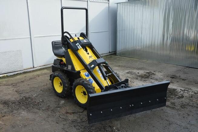 Pług hydrauliczny do Miniładowarki Tur Poland N525