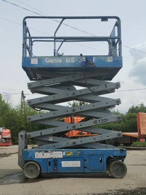 Genie GS-3246 - 12 m - podnośnik nożycowy