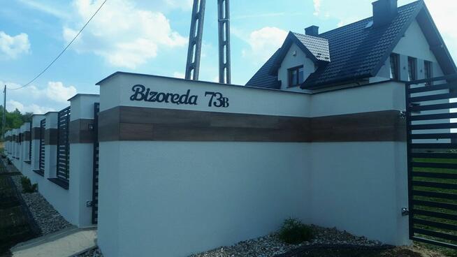 Numery na dom nazwy ulic ze stali. Numer domu nazwa ulicy