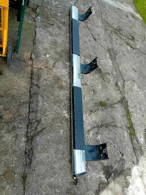 Sprzedam stopień do Dodge RAM 1500, rok 2011, długość 220 cm