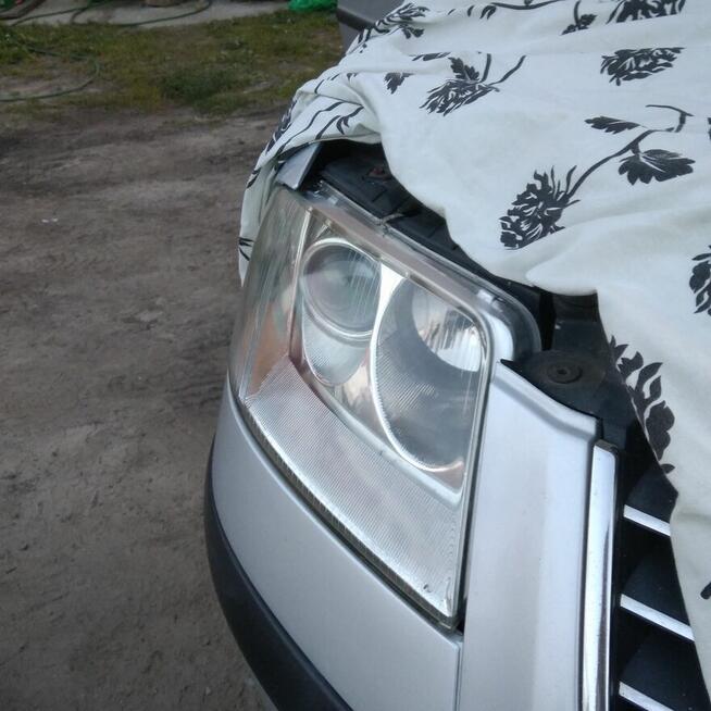 Polerowanie lamp samochodowych renowacja