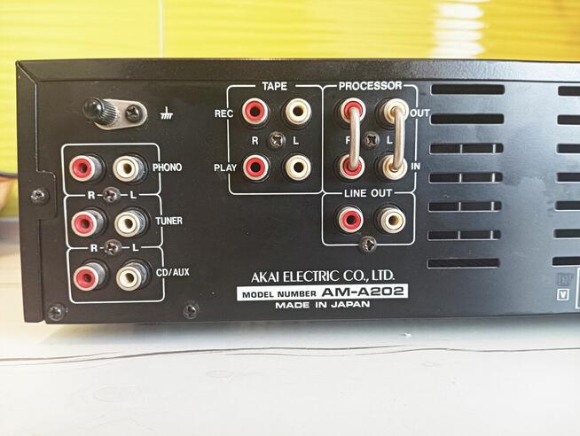 Akai AM-A202 wzmacniacz z korektorem