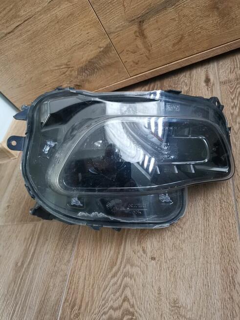 Lampa prawa do jeep cherokee ksenon