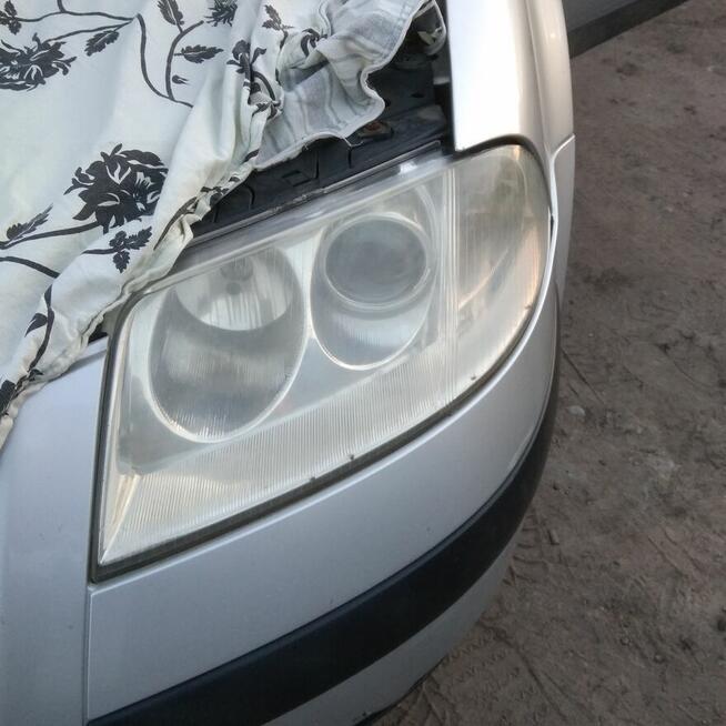 Polerowanie lamp samochodowych renowacja