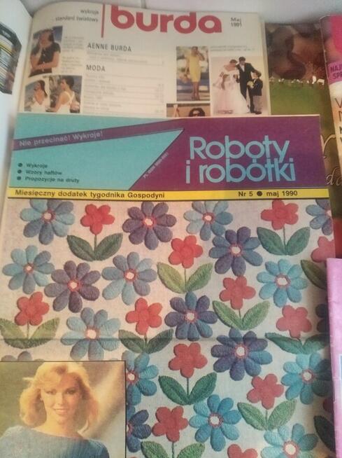 Zestaw gazet z czasów PRL-u