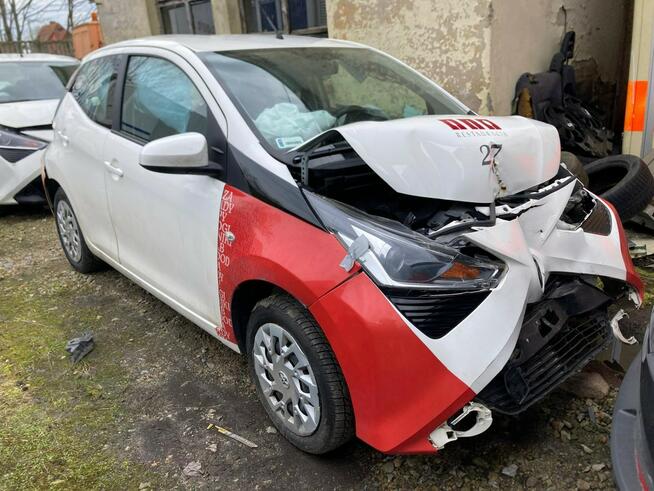 Aygo 1.0-16V Klima Salon PL 2021 Bezyna + LPG