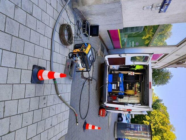 Udrażnianie rur, kanalizacji/ Spirala elektryczna