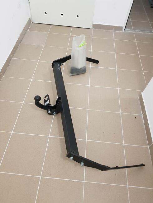 Nowy hak holowniczy do Ford Focus Kombi MK 3