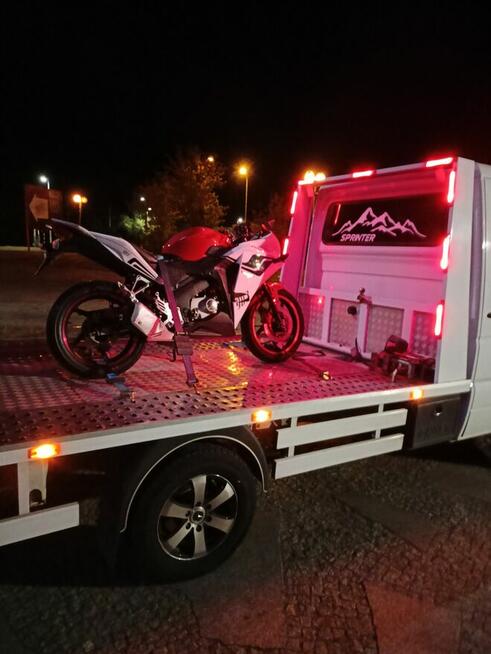 Pomoc drogowa laweta yogi 534 928 449