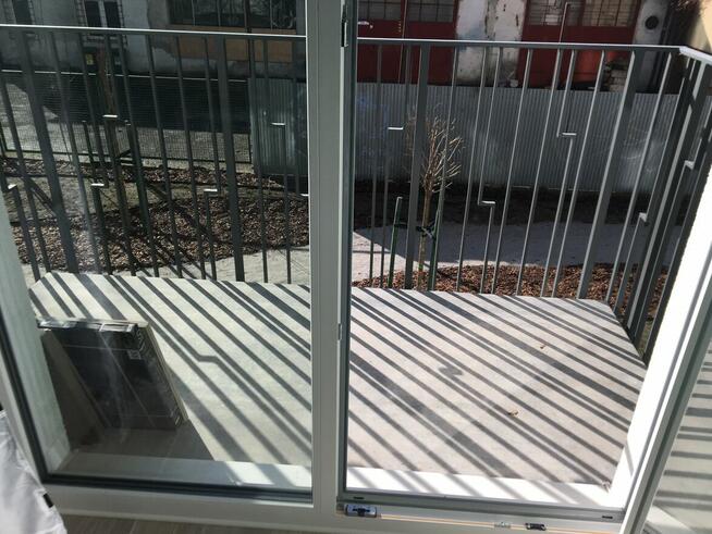 nowa kawalerka 37 m2 MUchobór obok FaCTORY