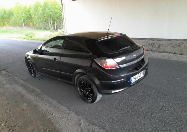 Astra GTC - coupe - 2006 1.6 benzyna