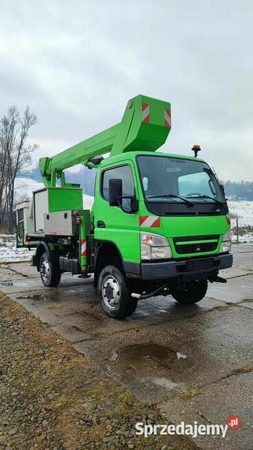 Zwyżka, podnośnik koszowy na podwoziu Pfau 4x4