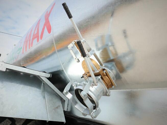 Wóz asenizacyjny 22000 litrów Agro-Max