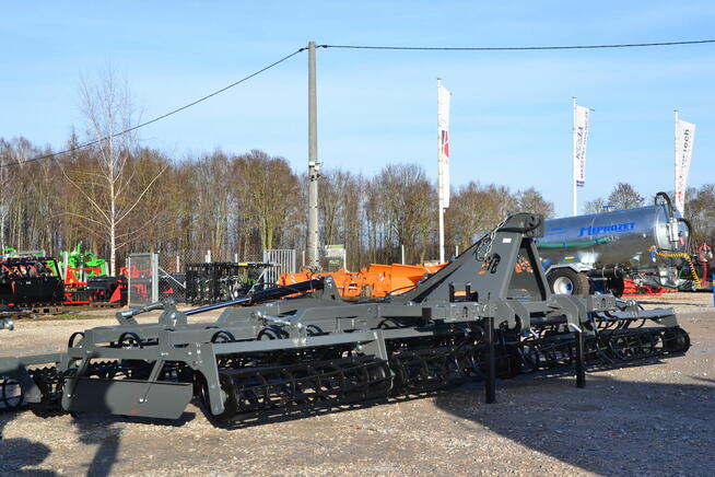 Agregat uprawowy przedsiewny kultywator 5.6m AGRO FACTORY