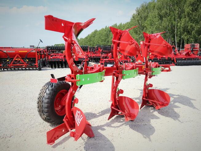 Pług obrotowy obracalny Koja VARIO