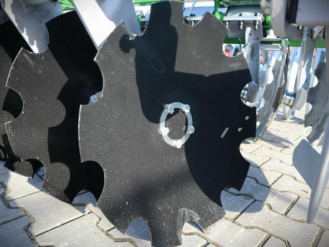 Brona talerzowa 3,0m ASTAT Tolmet fi 560 wał daszkowy