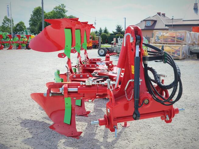 Pług obrotowy obracalny Koja VARIO