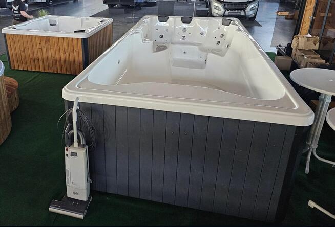 Basen wolnostojący Basen ogrodowy Basen domowy KLEO 476x225m