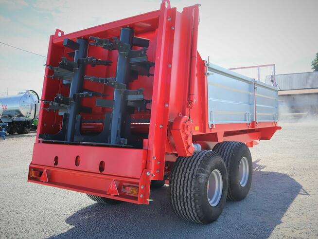Rozrzutnik obornika 6-8 ton Rol-Trans Pronar Sipma pionowy