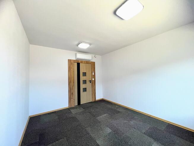 Hala wysokiego składowania 2100 m2, mieszkania