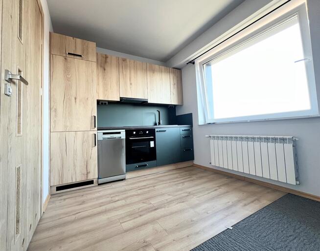 Hala wysokiego składowania 2100 m2, mieszkania