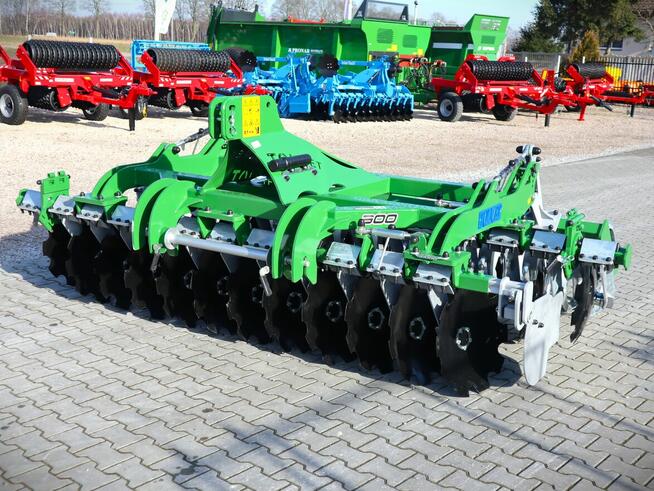 Brona talerzowa 3,0m ASTAT Tolmet fi 560 wał daszkowy