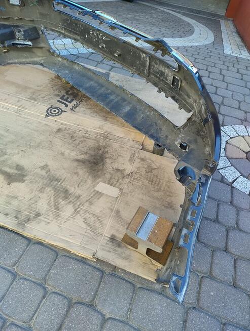 Zderzak przedni Citroen C5X7 czarny metalik