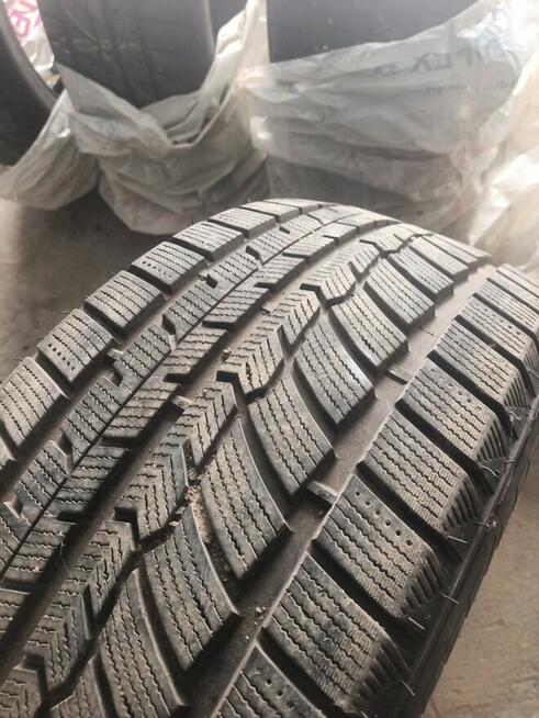 Sprzedam opony zimowe