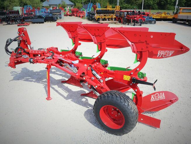 Pług obrotowy obracalny Koja VARIO