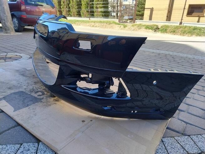 Zderzak przedni Citroen C5X7 bardzo ładny stan EEDH