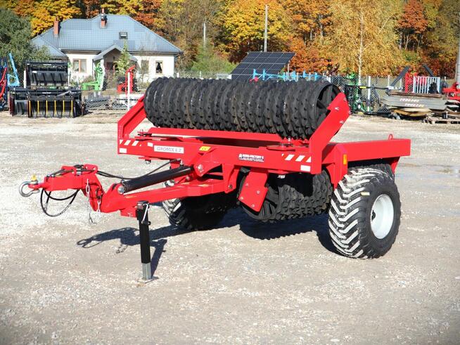 Wał posiewny ciągany GROMIX 4,5 5,2 6,2m fi 500mm GROM