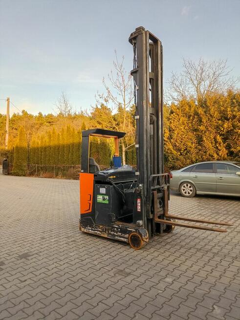 Wózek widłowy boczniak