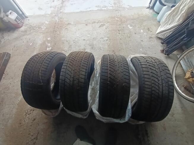 Sprzedam opony zimowe