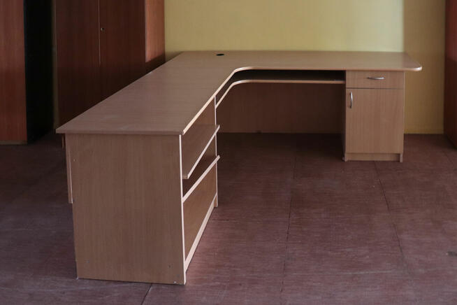 Sprzedam używane meble biurowe