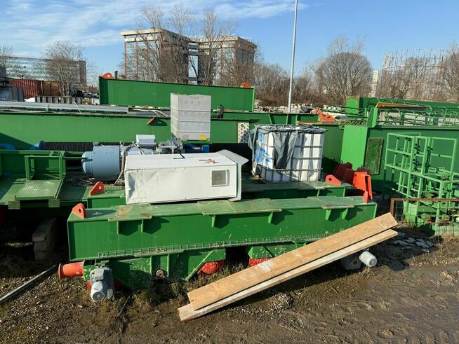 suwnica bramowa 160 ton – 25.600 mm.