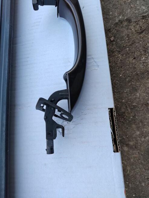 Listwa dolna klamka Audi Q5 8r