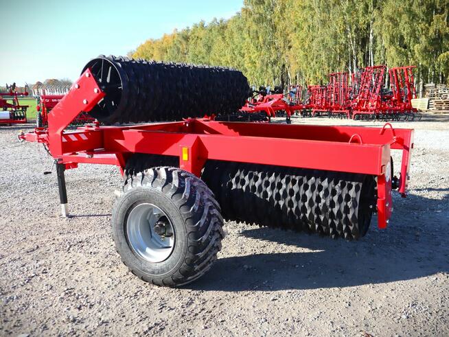 Wał posiewny ciągany GROMIX 4,5 5,2 6,2m fi 500mm GROM