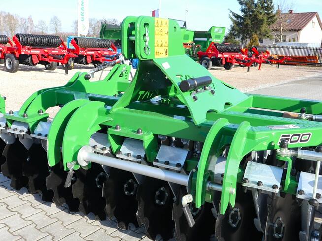 Brona talerzowa 3,0m ASTAT Tolmet fi 560 wał daszkowy