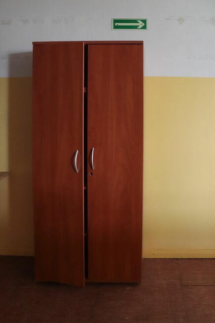 Sprzedam używane meble biurowe