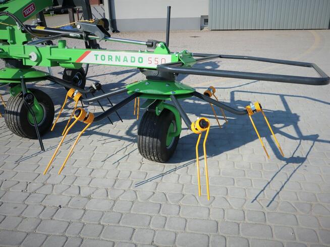 Przetrząsacz przetrząsarka do trawy siana TALEX Tornado 5,5m