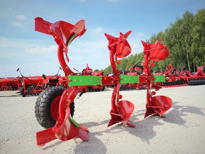 Pług obrotowy obracalny Koja VARIO