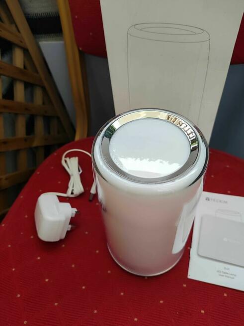 Lampę LED Dotykowa Kolorowa RGB Lampka nocna stołowa biała