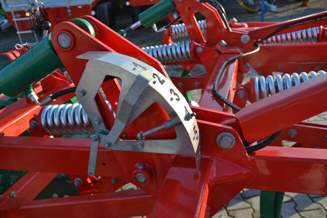 Agregat bezorkowy Runner 3,0m wał daszkowy Agro-Masz