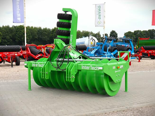 Wał dogniatający do pryzm Inter-Tech