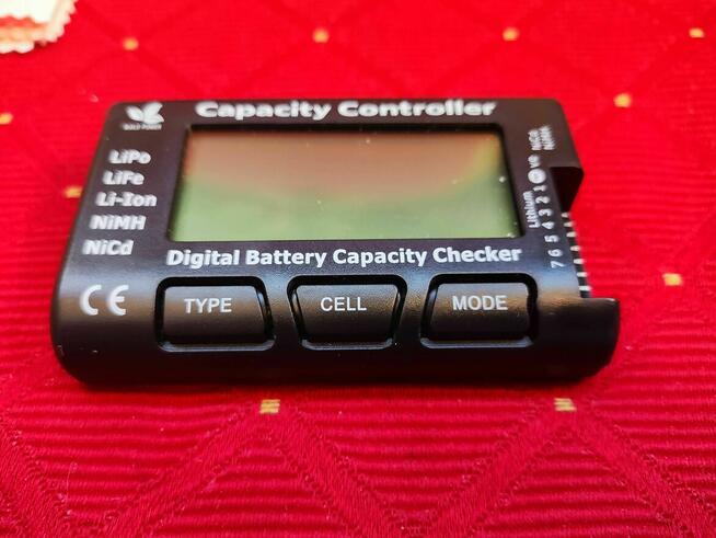 Cyfrowy Tester Miernik Napięcia Baterii Akumulatorów