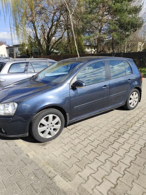 Sprzedam Volkswagen Golf V 1.4 Trend