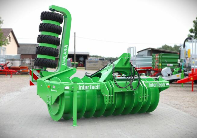 Wał dogniatający do pryzm Inter-Tech