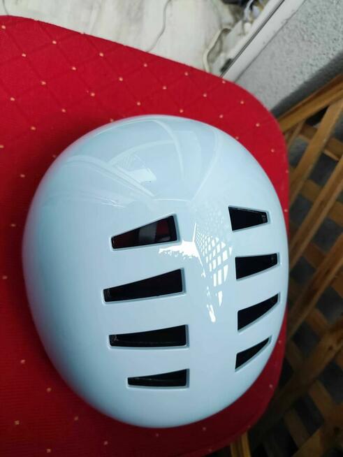 Kask Rowerowy na Rower Skuter Deskorolkę Hulajnogę niebieski