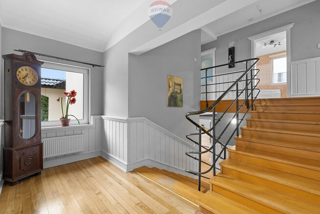 Komfortowy dom w Kobiórze z potencjałem.